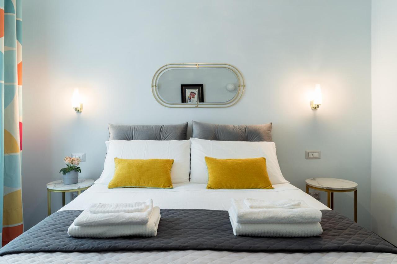 Contus Retro Guest House カリアリ エクステリア 写真