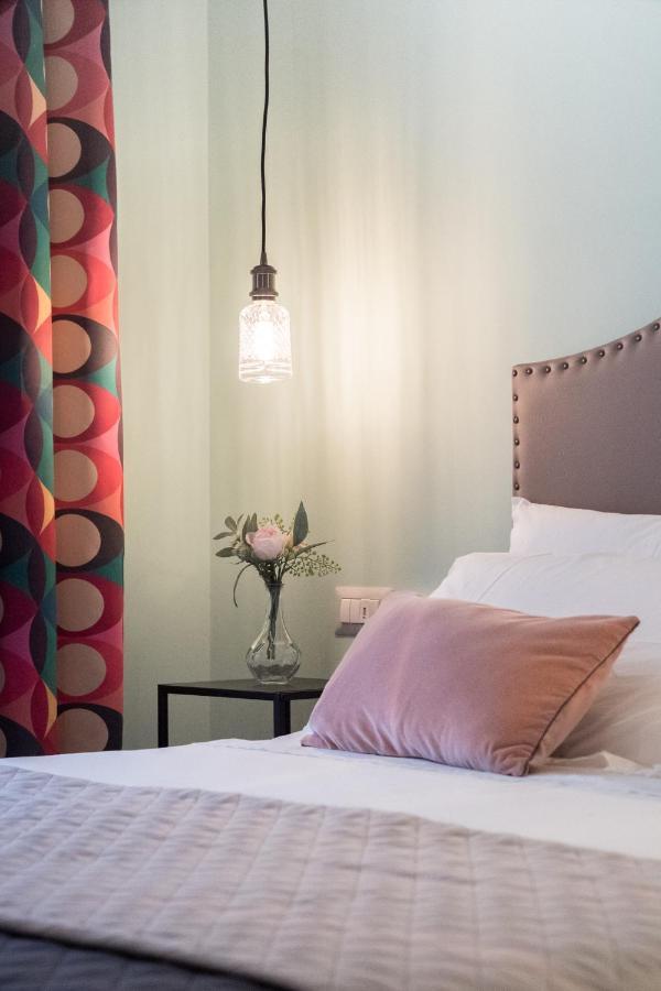 Contus Retro Guest House カリアリ エクステリア 写真
